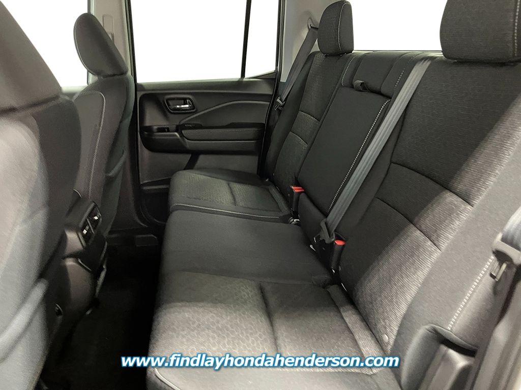 Vehicle image 10 of 21