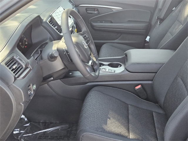 Vehicle image 12 of 24