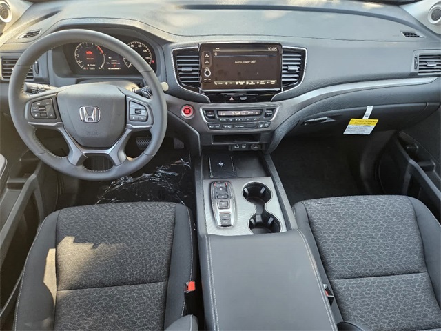 Vehicle image 20 of 24