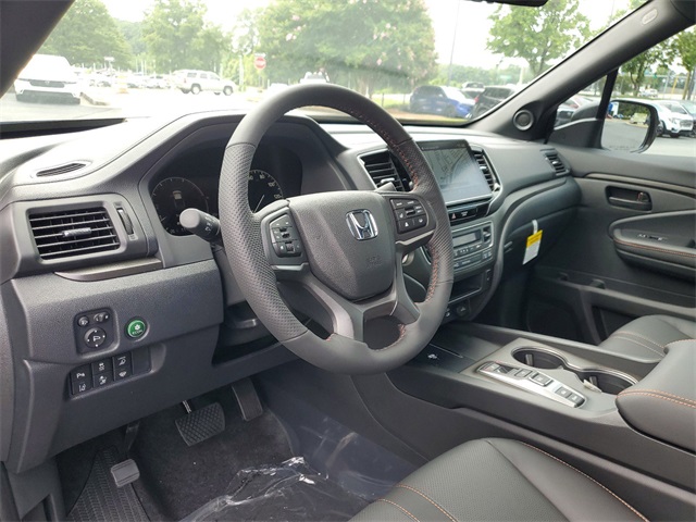 Vehicle image 15 of 35