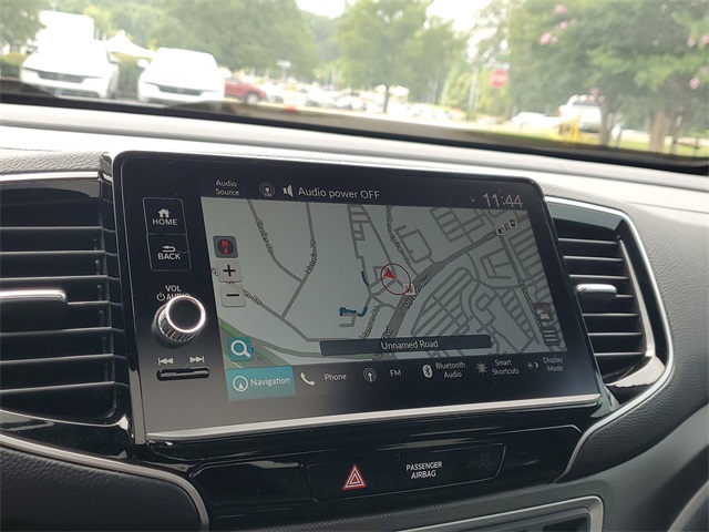 Vehicle image 20 of 35