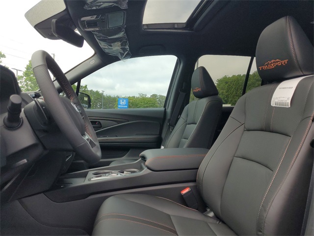 Vehicle image 12 of 35