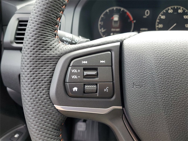 Vehicle image 27 of 35
