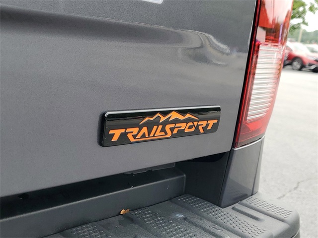 Vehicle image 32 of 35