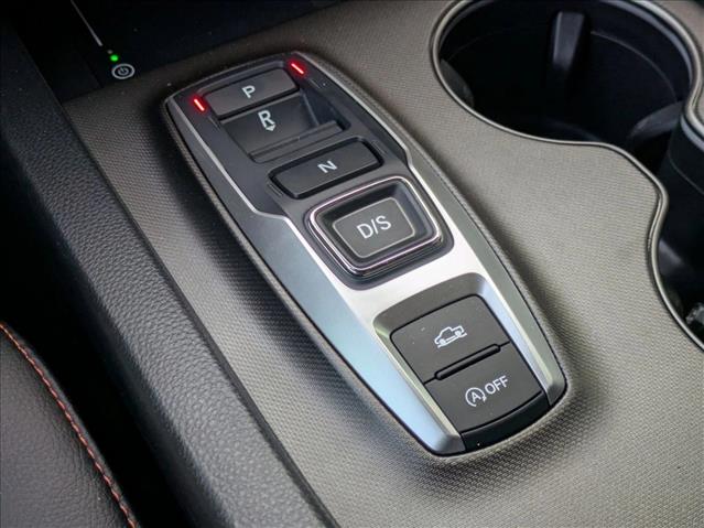 Vehicle image 10 of 17