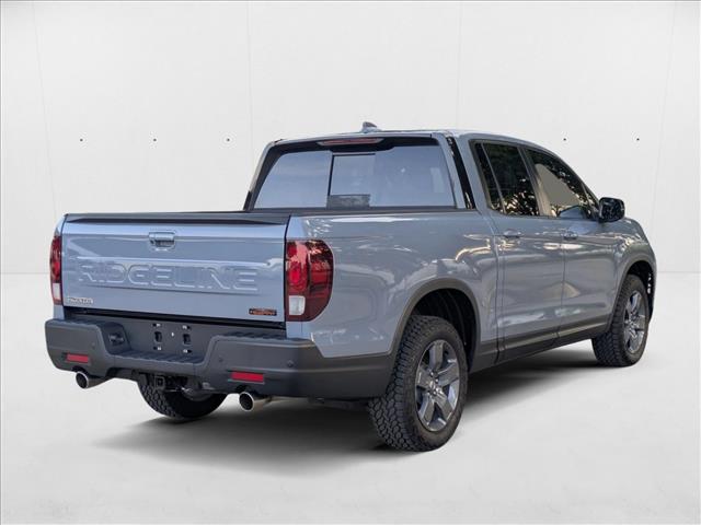 Vehicle image 7 of 17