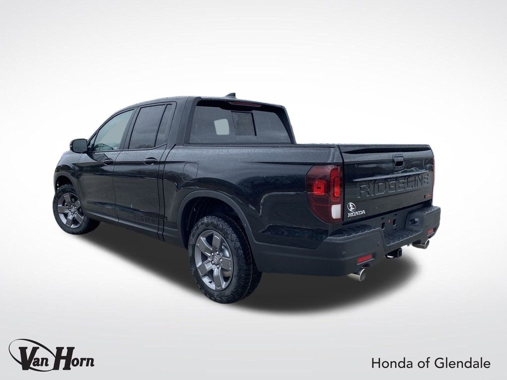 Vehicle image 6 of 43
