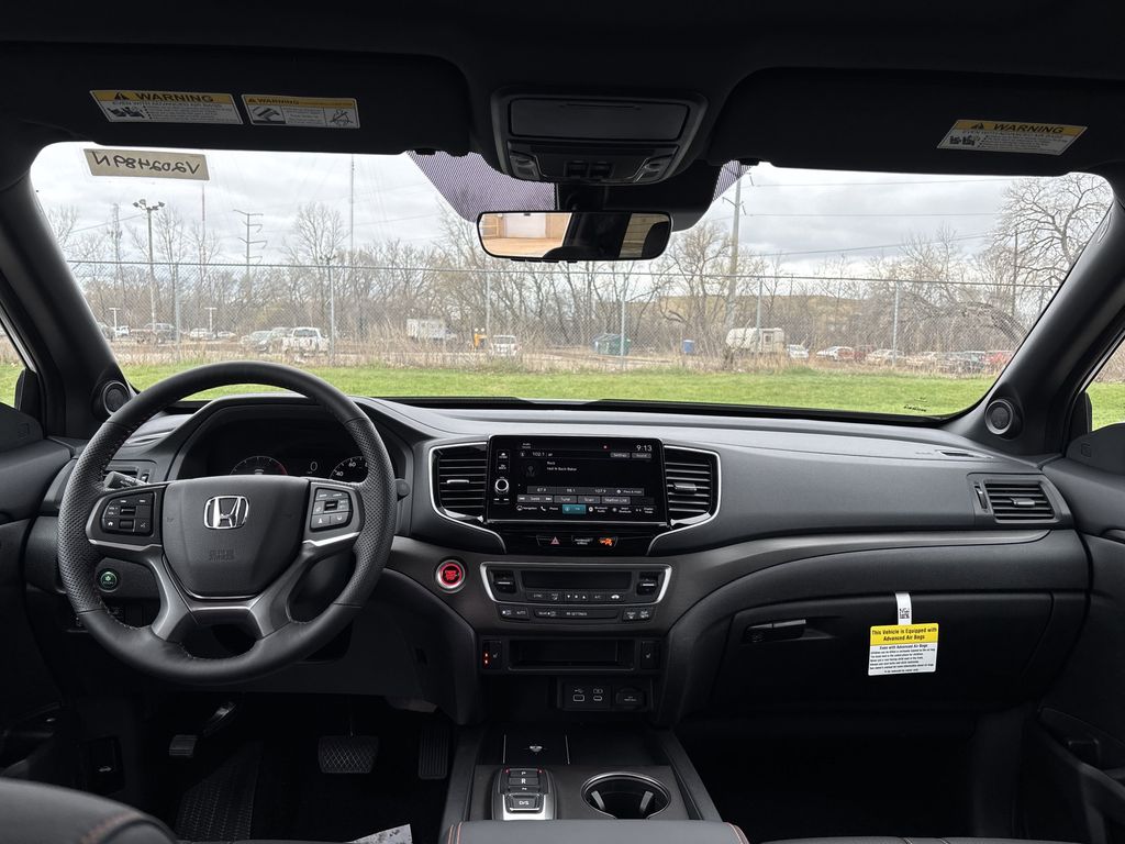 Vehicle image 17 of 62
