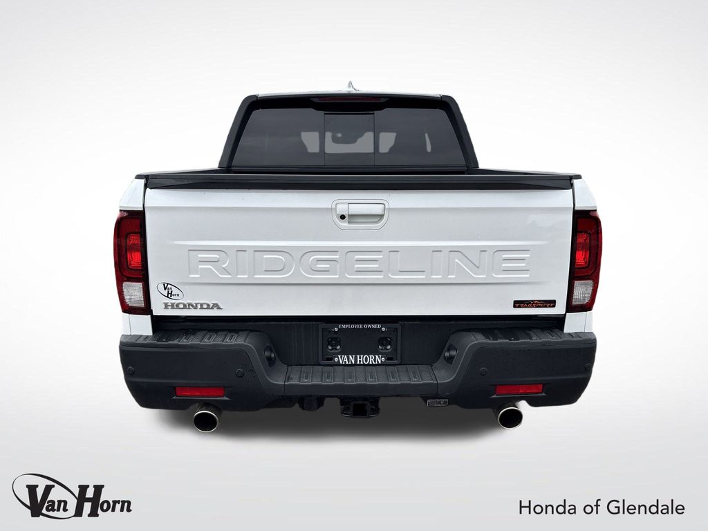 Vehicle image 10 of 62