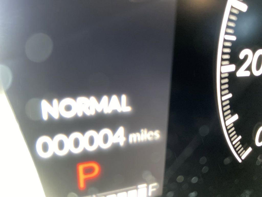 Vehicle image 19 of 62