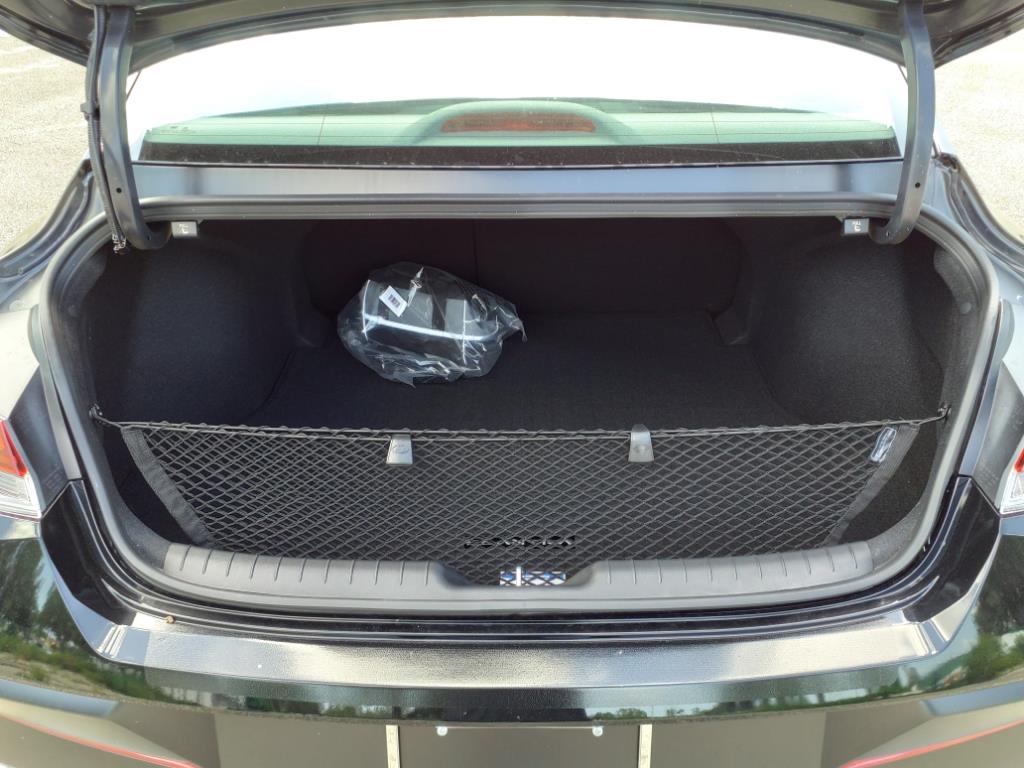 Vehicle image 11 of 39