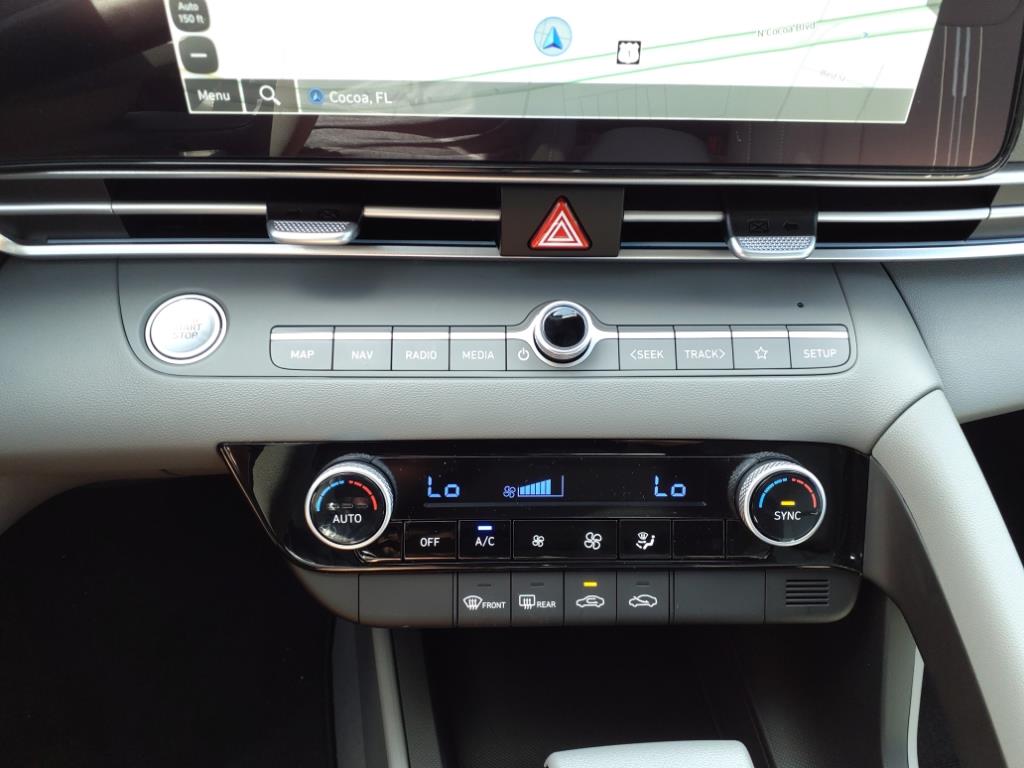 Vehicle image 31 of 39