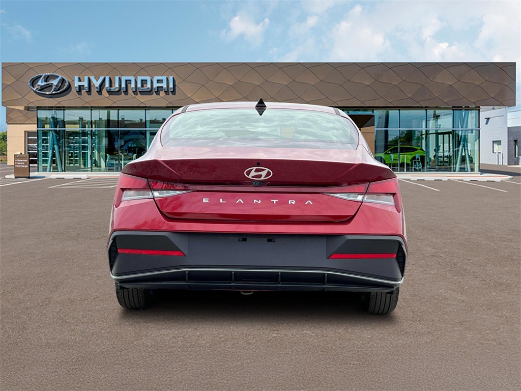 Vehicle image 9 of 19