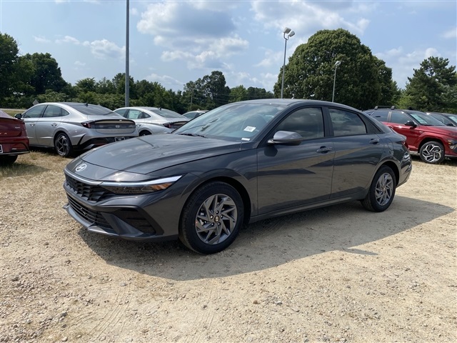 Vehicle image 1 of 19
