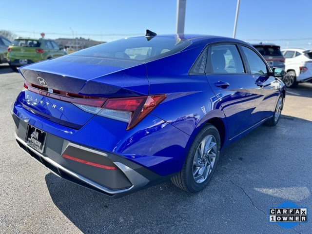 Vehicle image 5 of 30