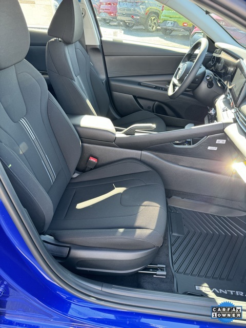 Vehicle image 15 of 30