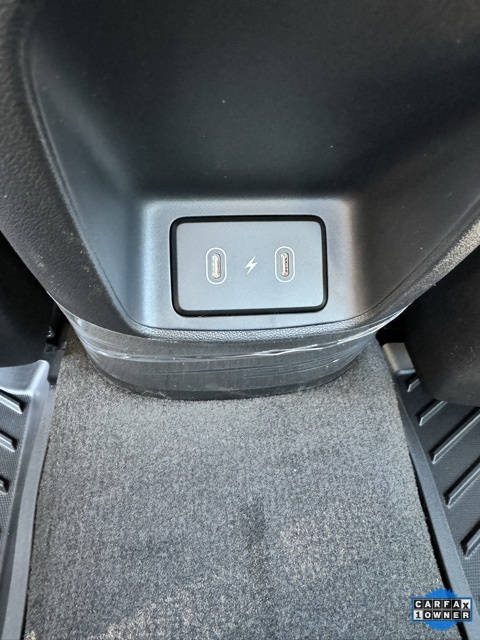 Vehicle image 11 of 30