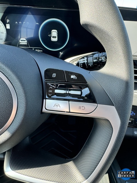 Vehicle image 18 of 30