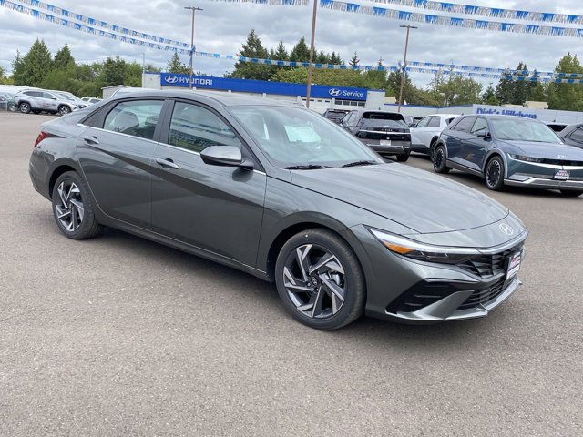 Vehicle image 5 of 25