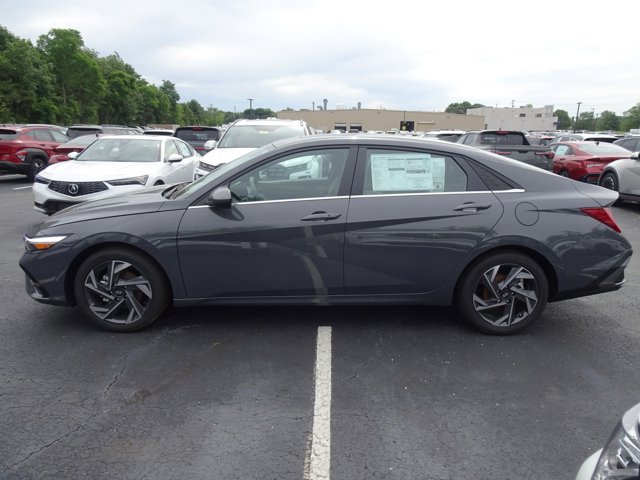 Vehicle image 2 of 13