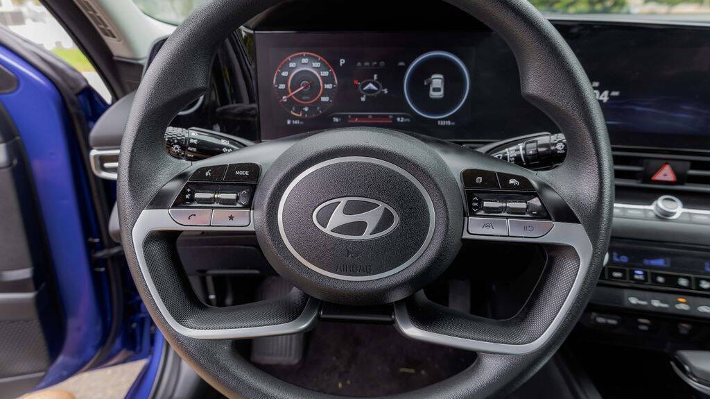 2024 Hyundai Elantra SEL Image 20 of 31