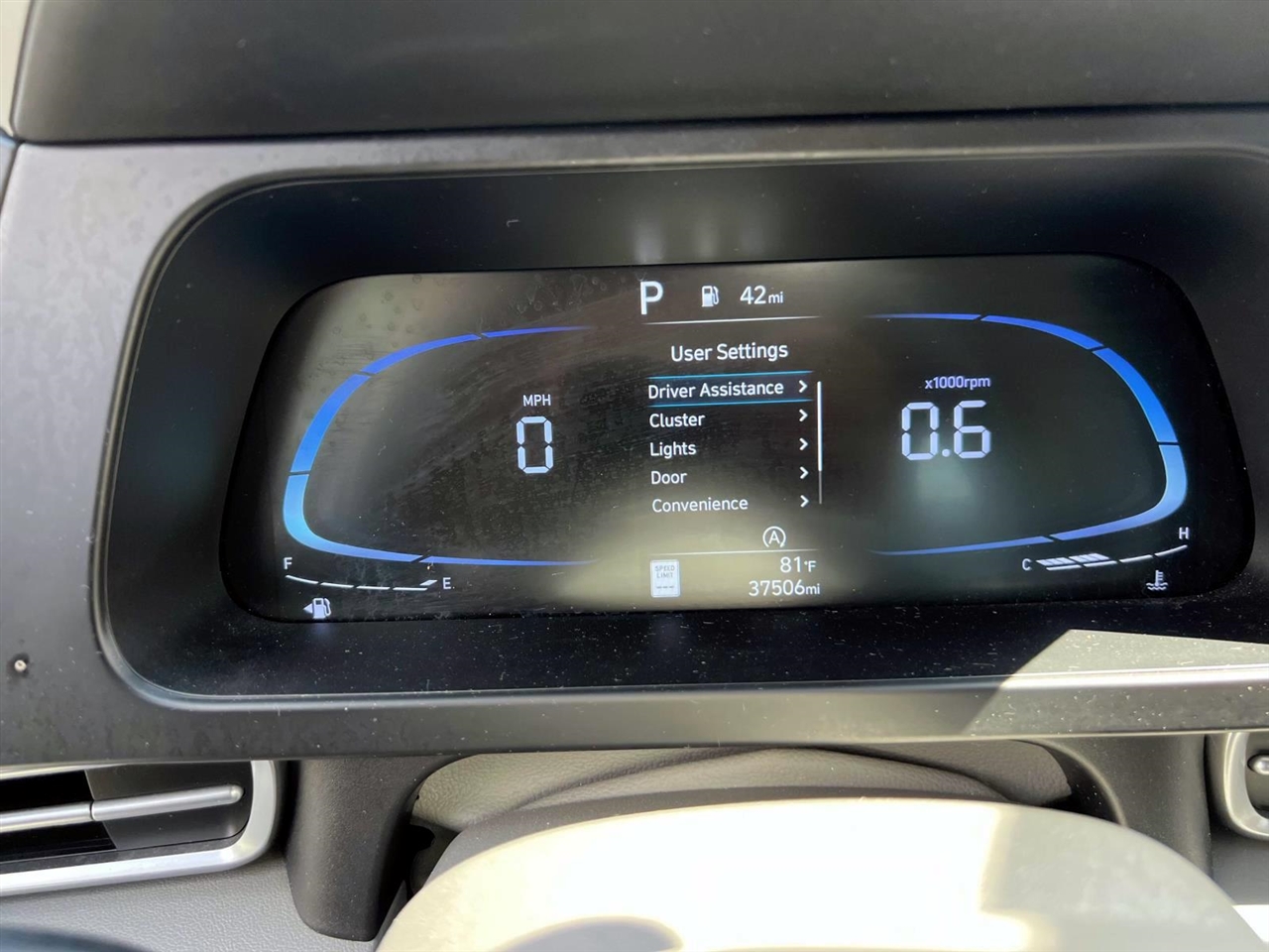 2024 Hyundai Elantra SE Image 11 of 28