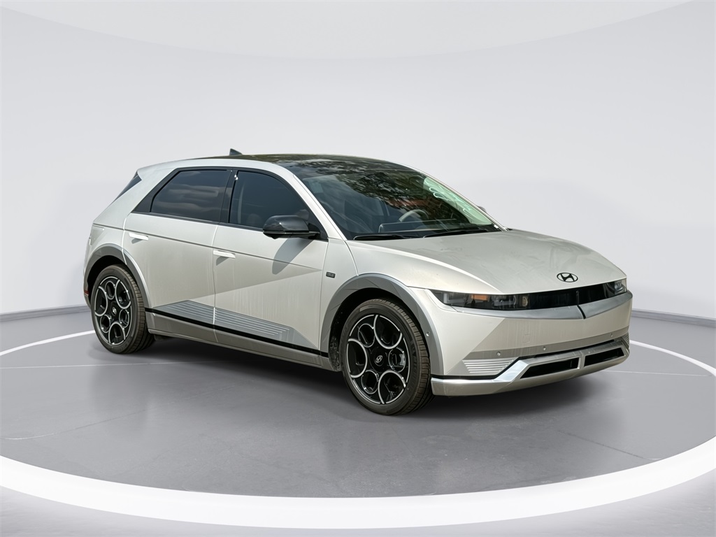 Vehicle image 1 of 22