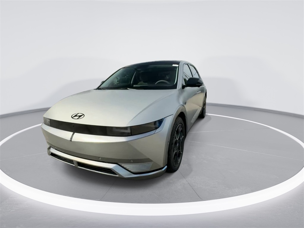 Vehicle image 4 of 30