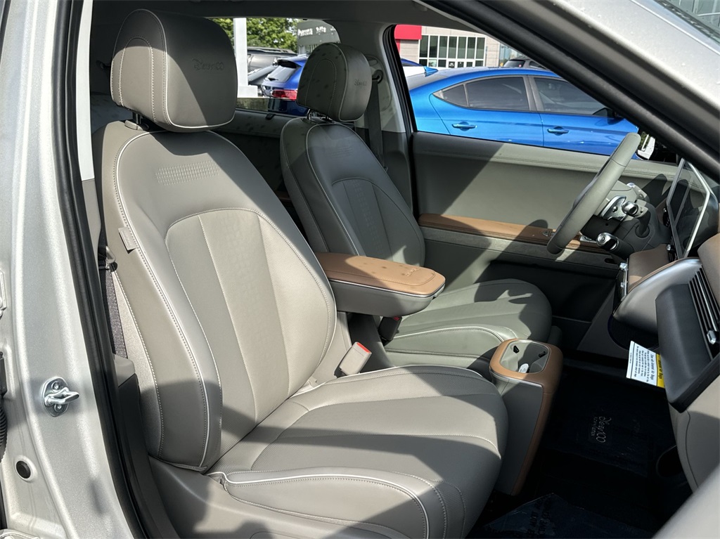 Vehicle image 29 of 30