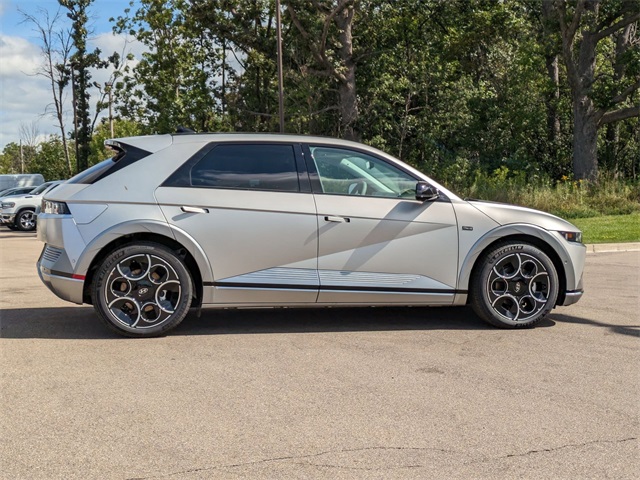 2024 Hyundai IONIQ 5 Disney100 Platinum Edition Dual Motor Image 4 of 27