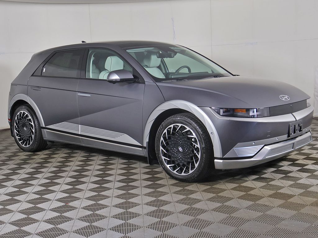 2024 Hyundai IONIQ 5 Limited Image 3 of 60