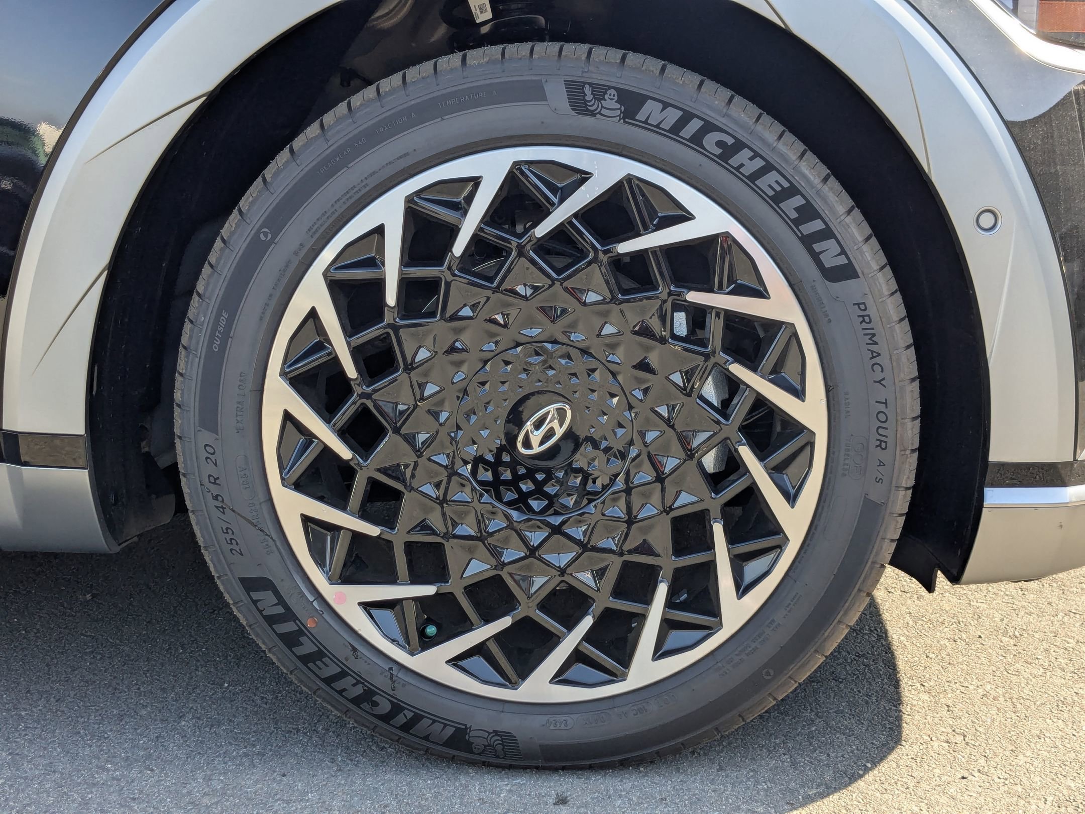 Vehicle image 7 of 25