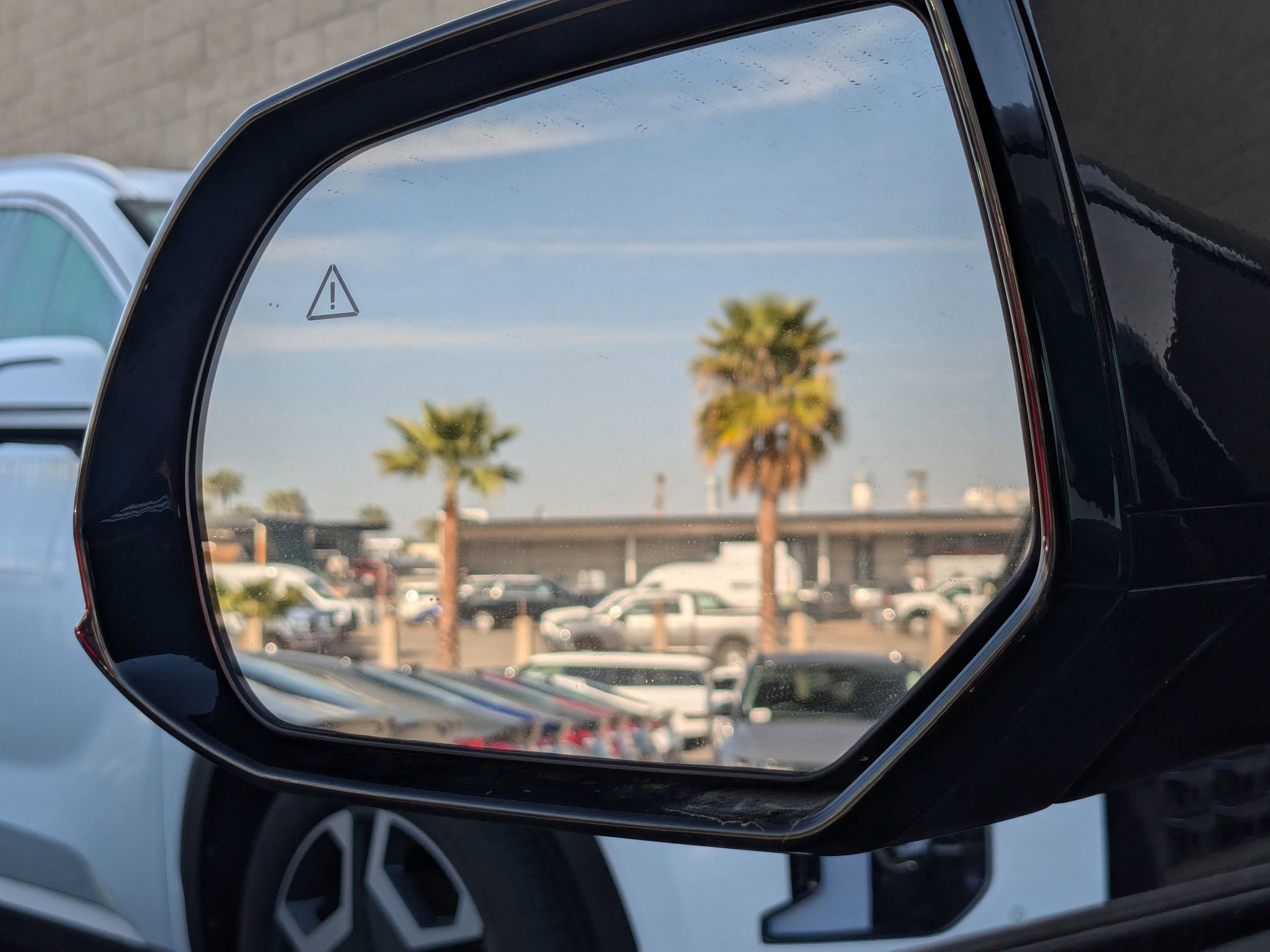 Vehicle image 13 of 25