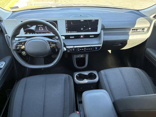 2024 Hyundai IONIQ 5 SE Image 15 of 24