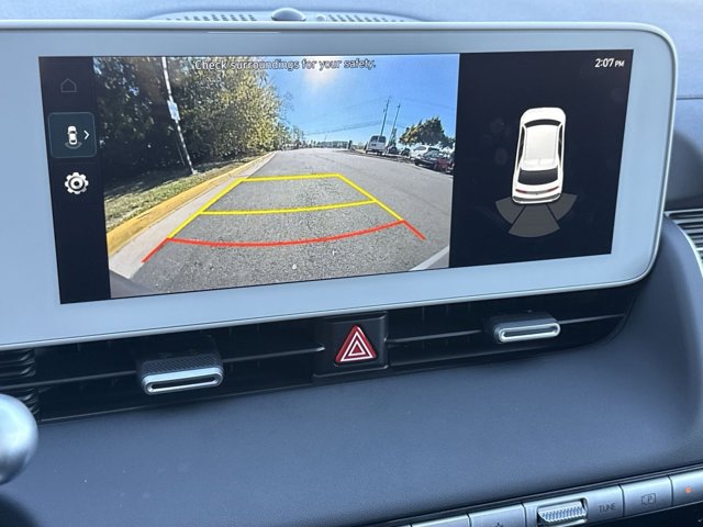 2024 Hyundai IONIQ 5 SE Image 17 of 24