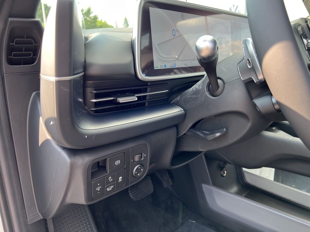 2024 Hyundai IONIQ 6 SEL Image 40 of 46
