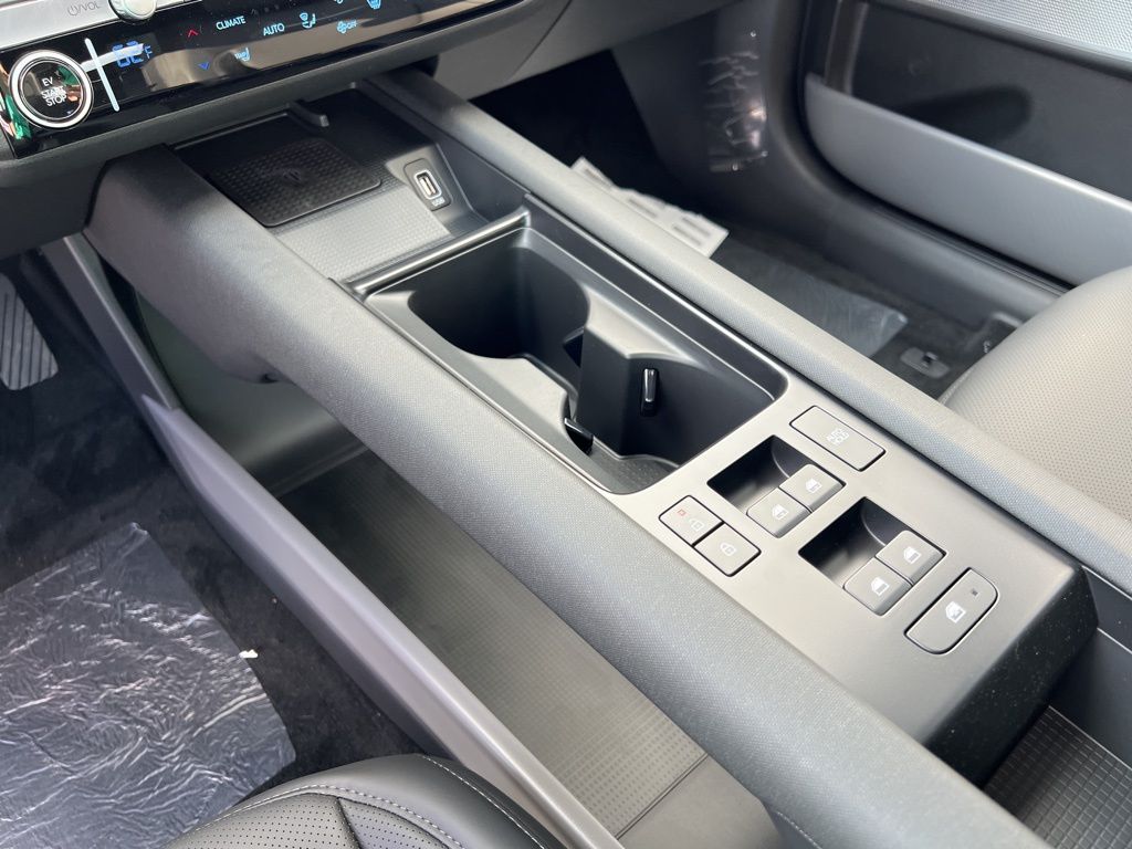 2024 Hyundai IONIQ 6 SEL Image 34 of 46