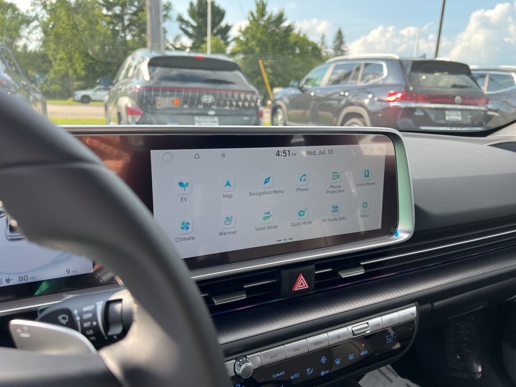 2024 Hyundai IONIQ 6 SEL Image 33 of 46