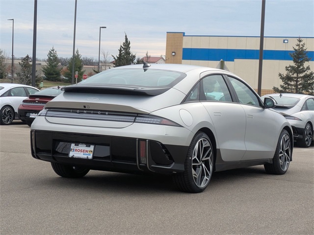 2024 Hyundai IONIQ 6 SEL Image 7 of 27