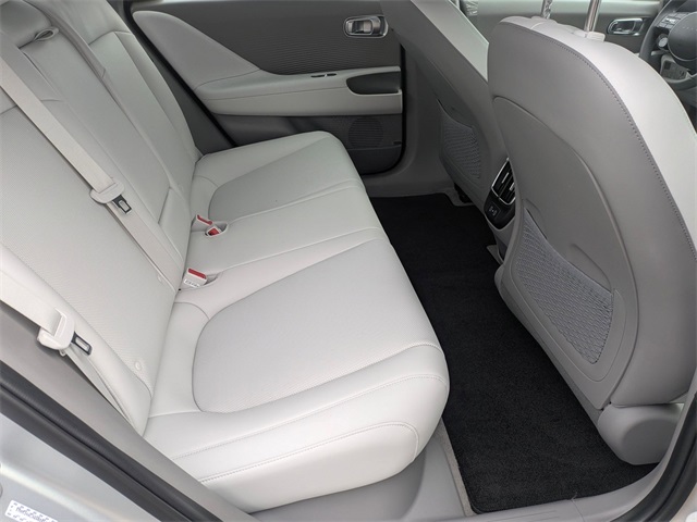 2024 Hyundai IONIQ 6 SEL Image 11 of 27