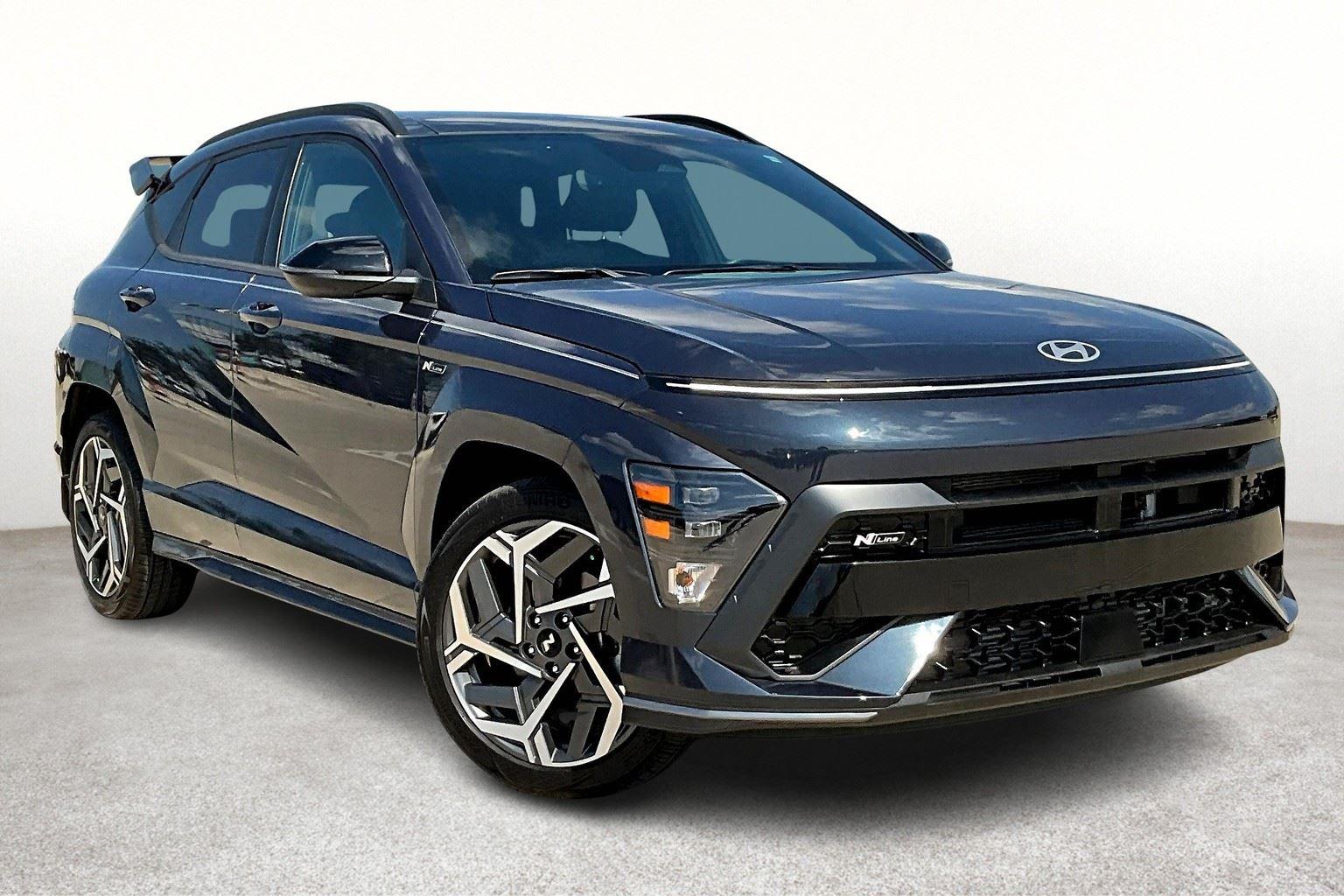 Vehicle image 3 of 39