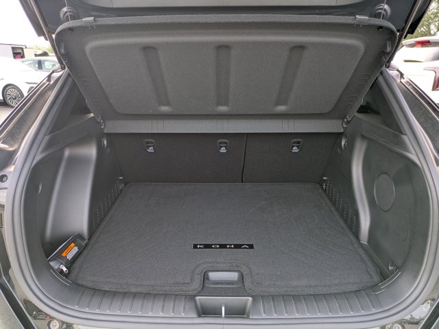 Vehicle image 13 of 36