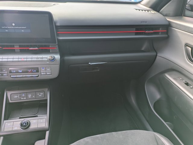 Vehicle image 19 of 36