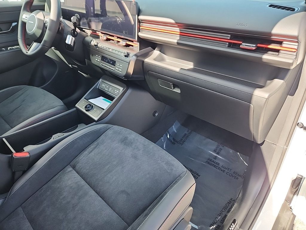 Vehicle image 28 of 29