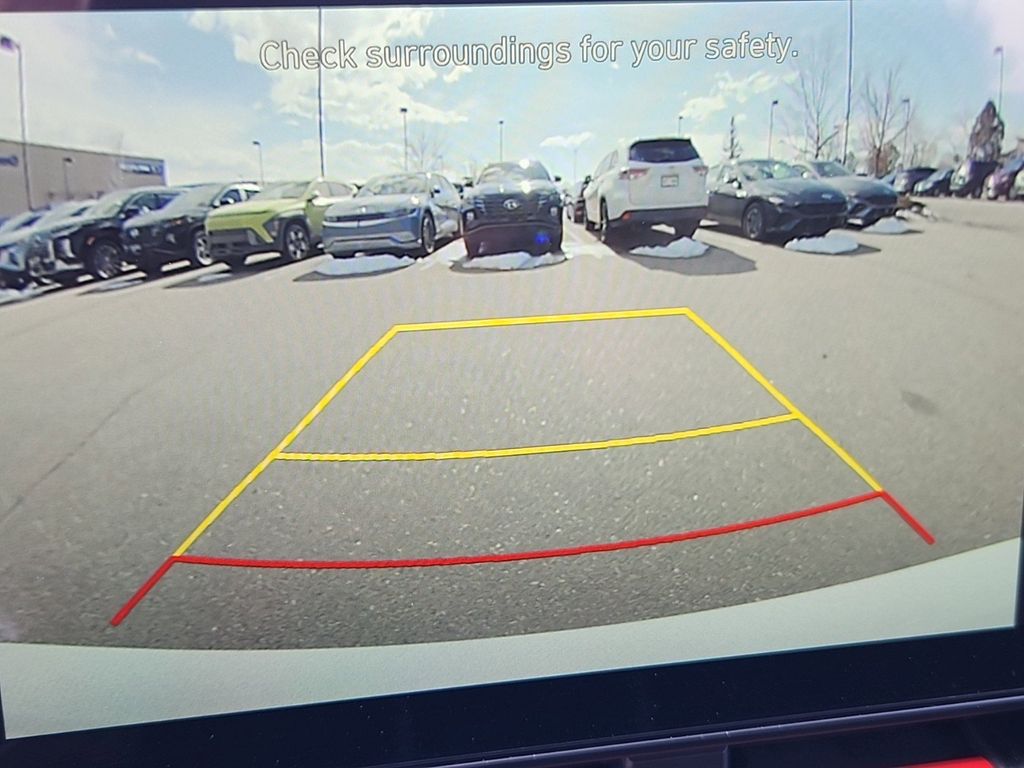 Vehicle image 16 of 29