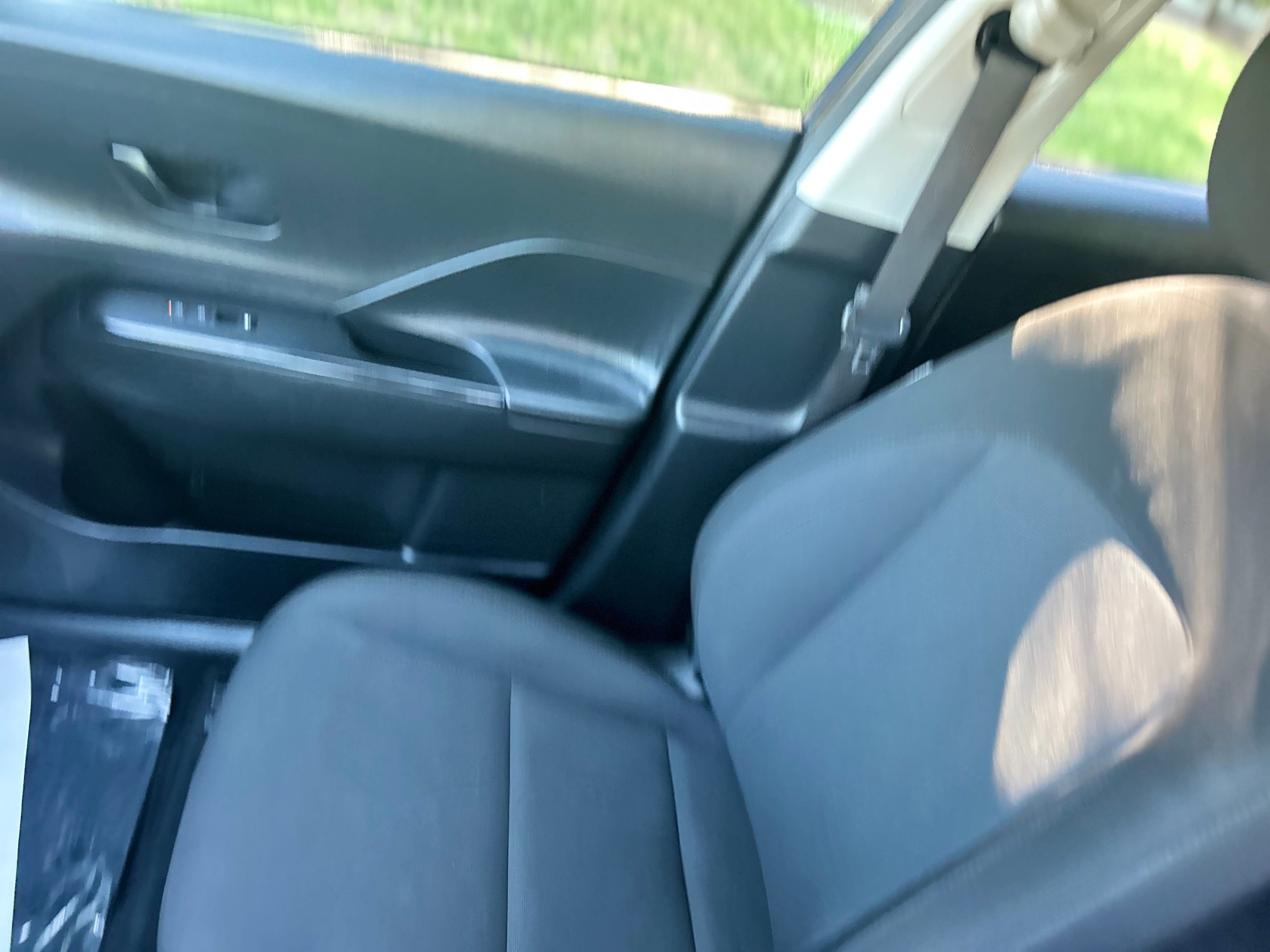 Vehicle image 19 of 25