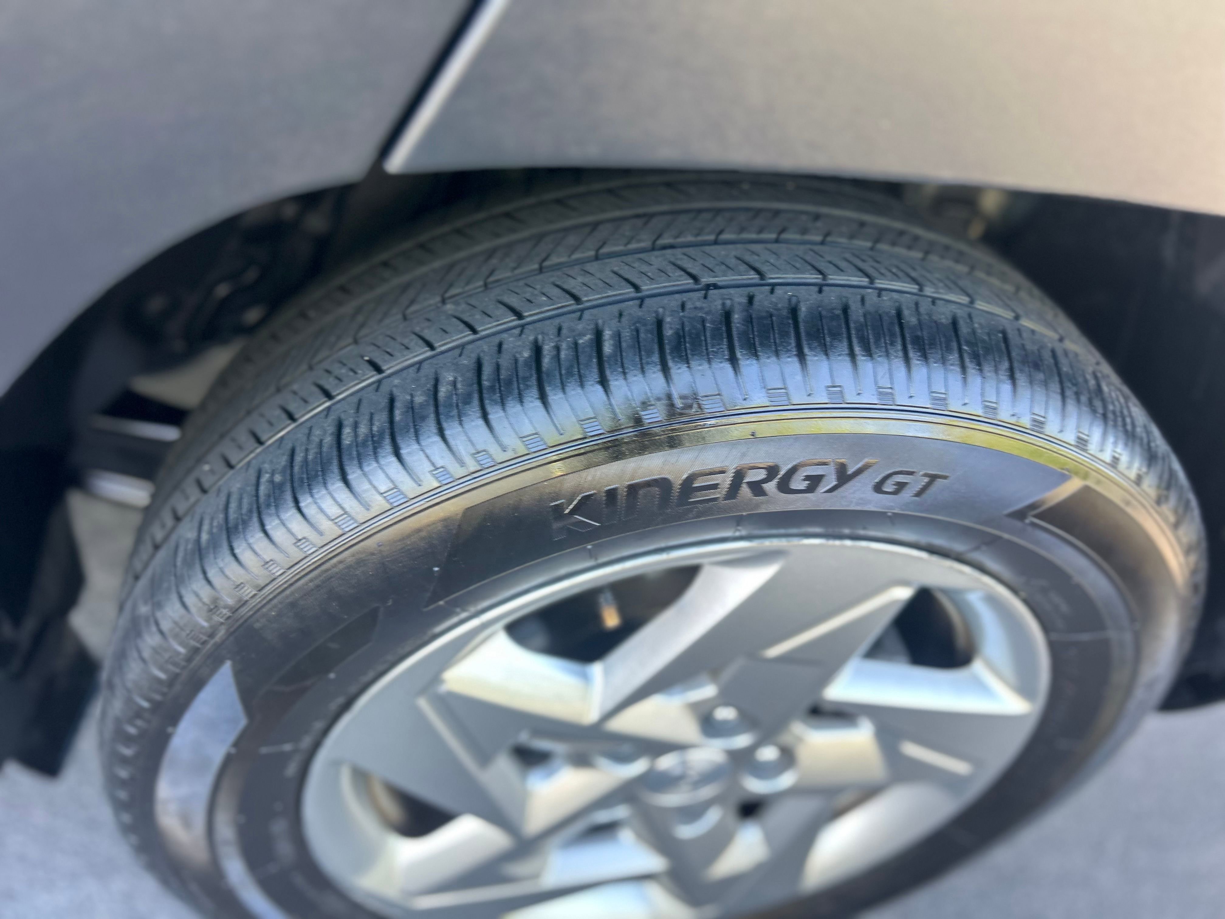 Vehicle image 7 of 25