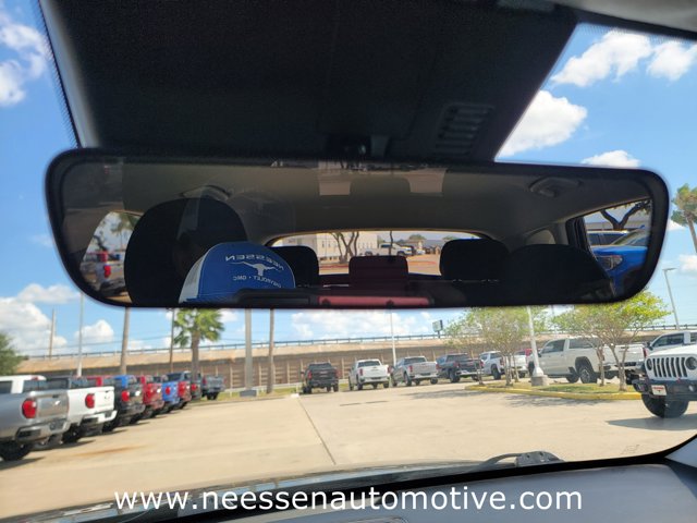 2024 Hyundai Kona SEL Image 9 of 34