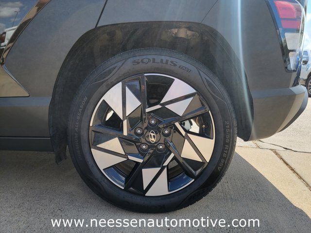 2024 Hyundai Kona SEL Image 10 of 34