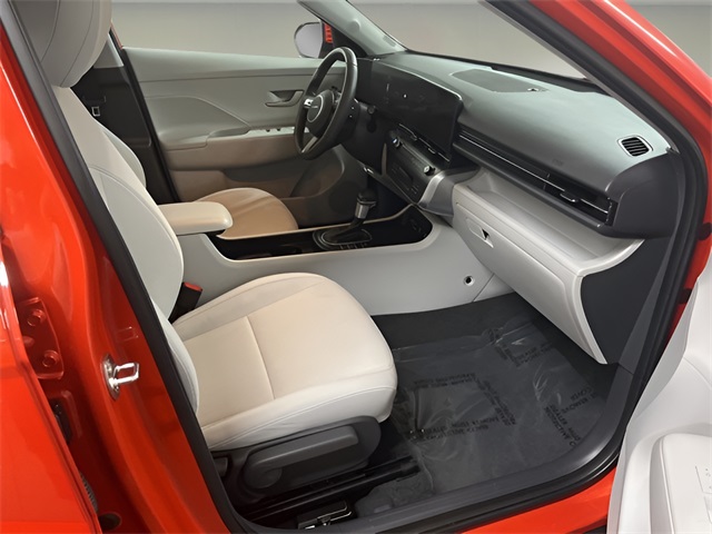 Vehicle image 13 of 24